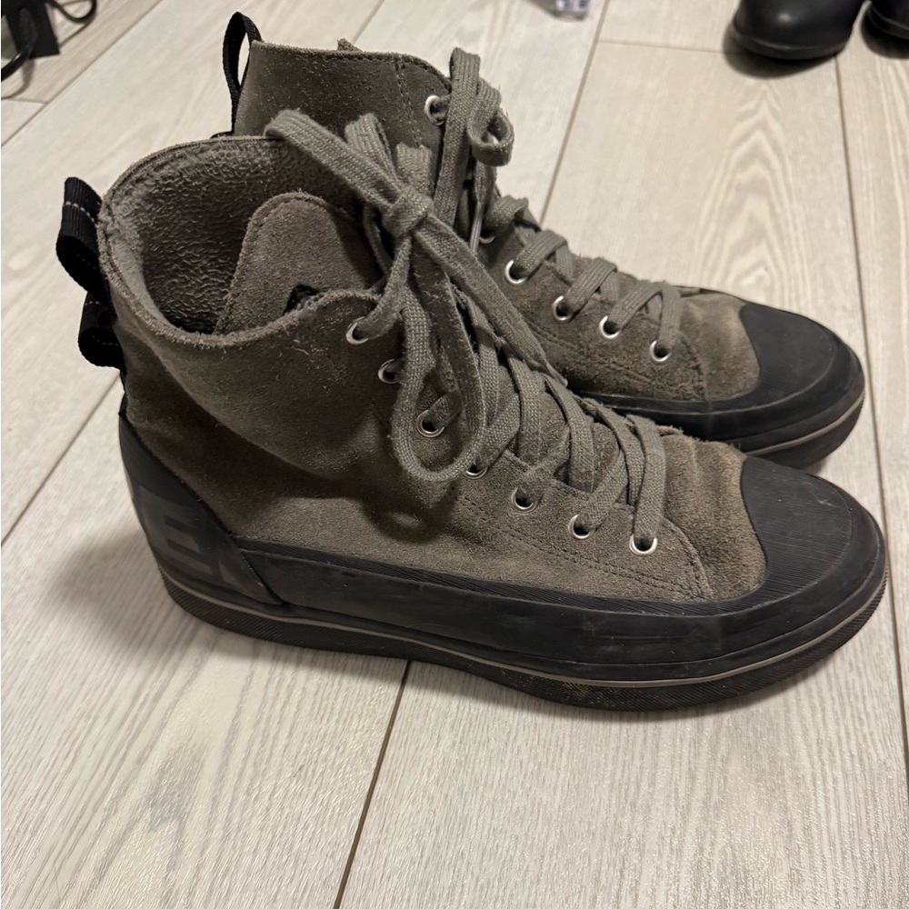 Sorel Men's 7.5 Cheyanne Metro II waterproof sneakers quarry gray suede leather